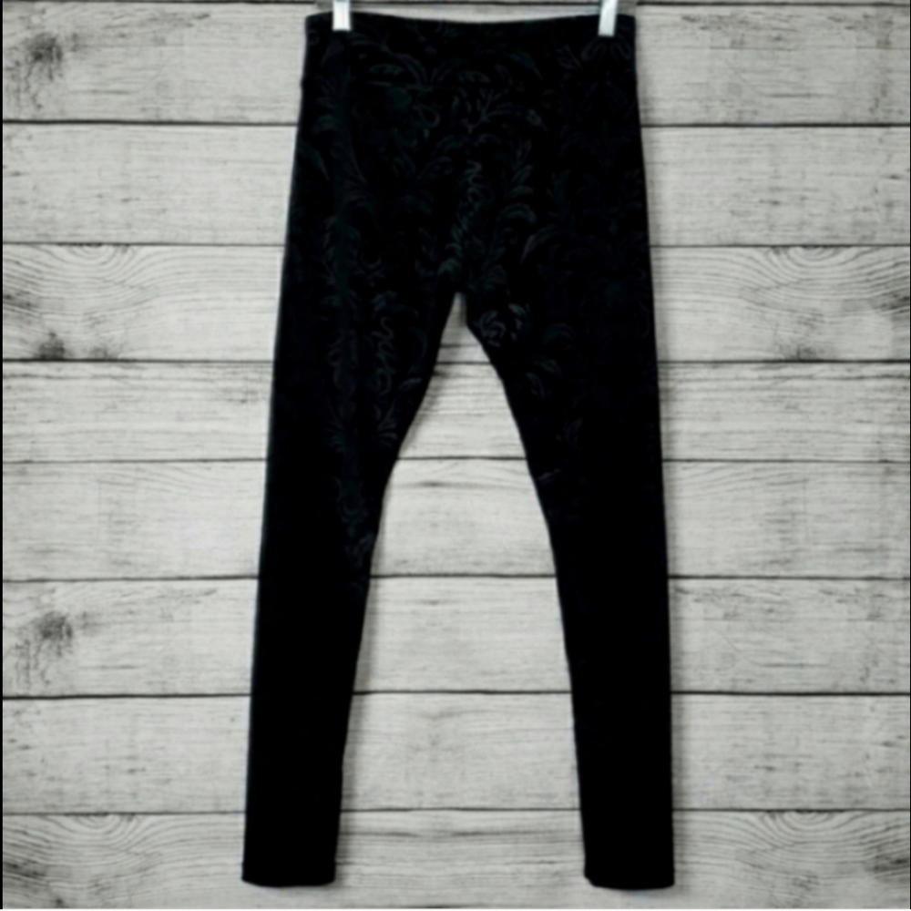 Black Velour Damask Jacquard Stretchy Leggings - Picture 3 of 4